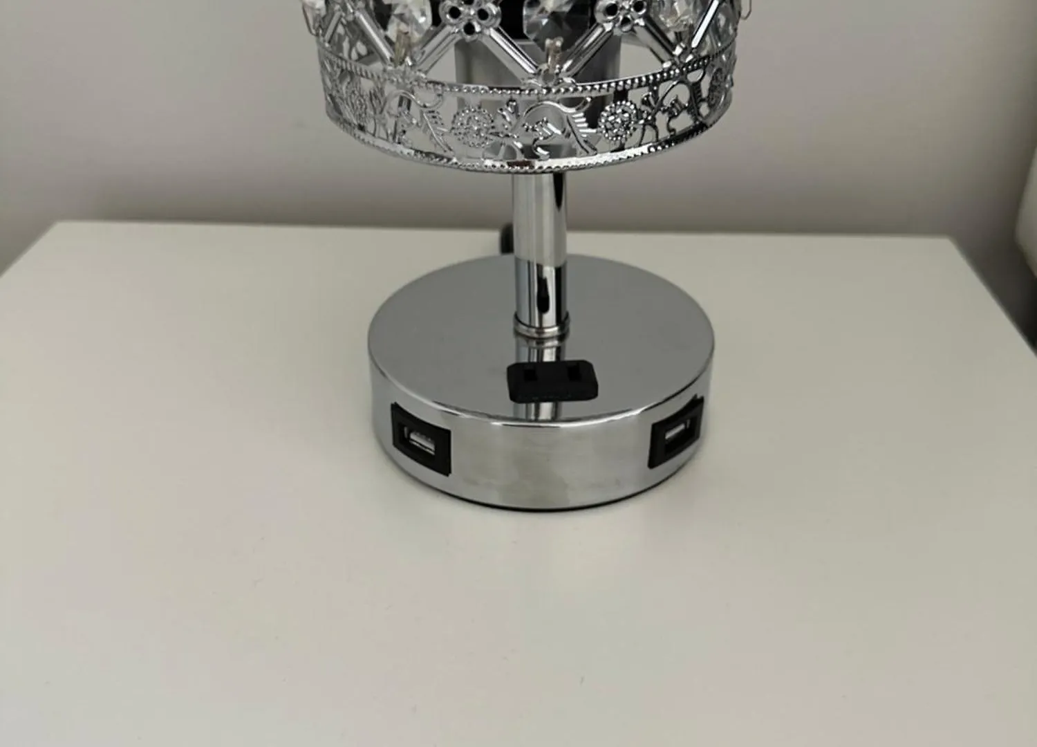 Newly Updated 3Br, 2Bath In Downtown Toronto Beside Union Station & Scotia Bank Arena! Apartment